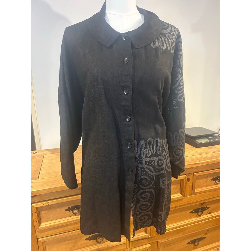 Visual Professional One Size Black Linen Art to Wear Grey Tribal-Style Details